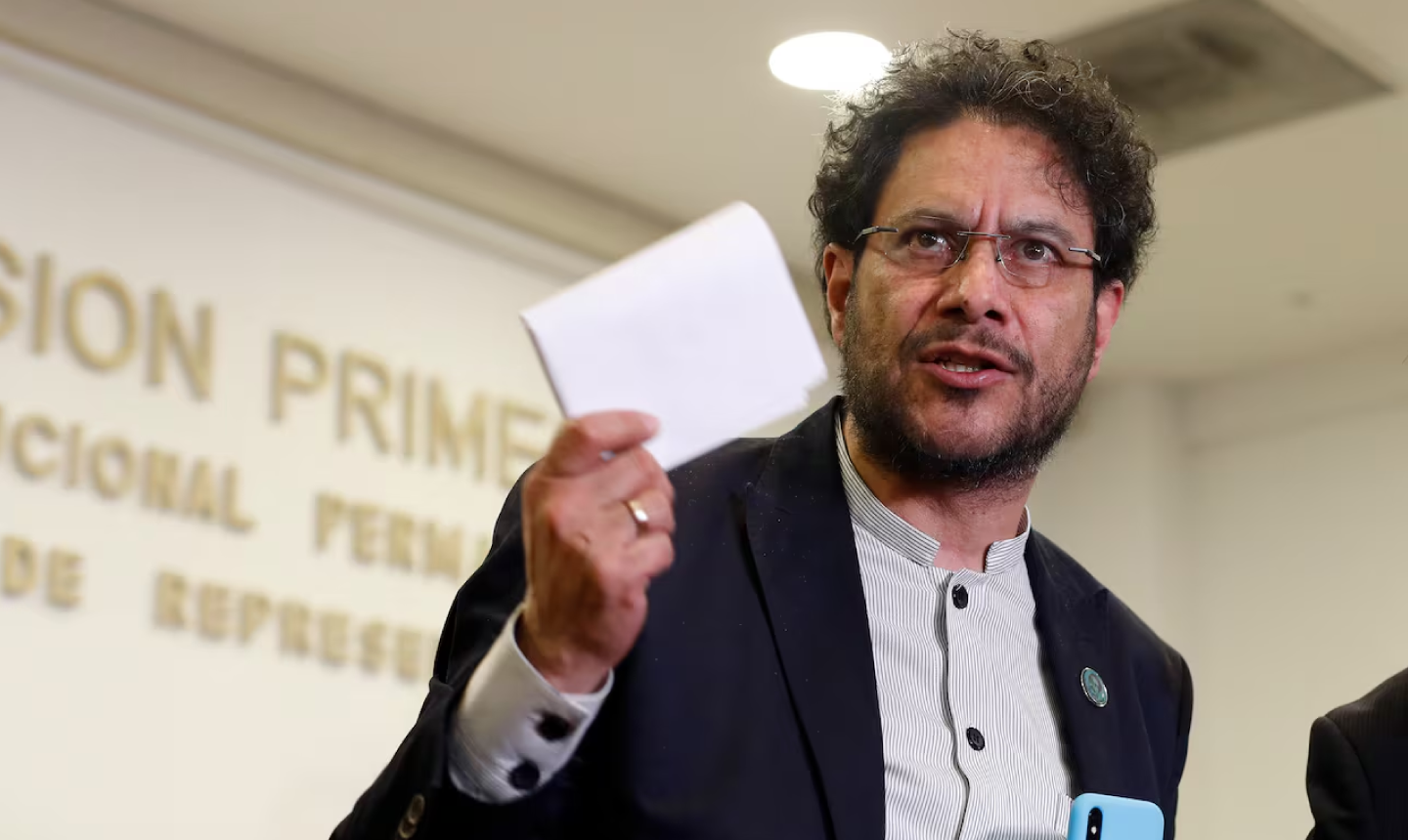 Proyecto para reducir salarios de congresistas avanza con respaldo multipartidista