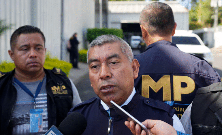 ¿Por qué ordenaron la captura de Luz Adriana Camargo e Iván Velásquez en Guatemala? Esta es la historia detrás del caso