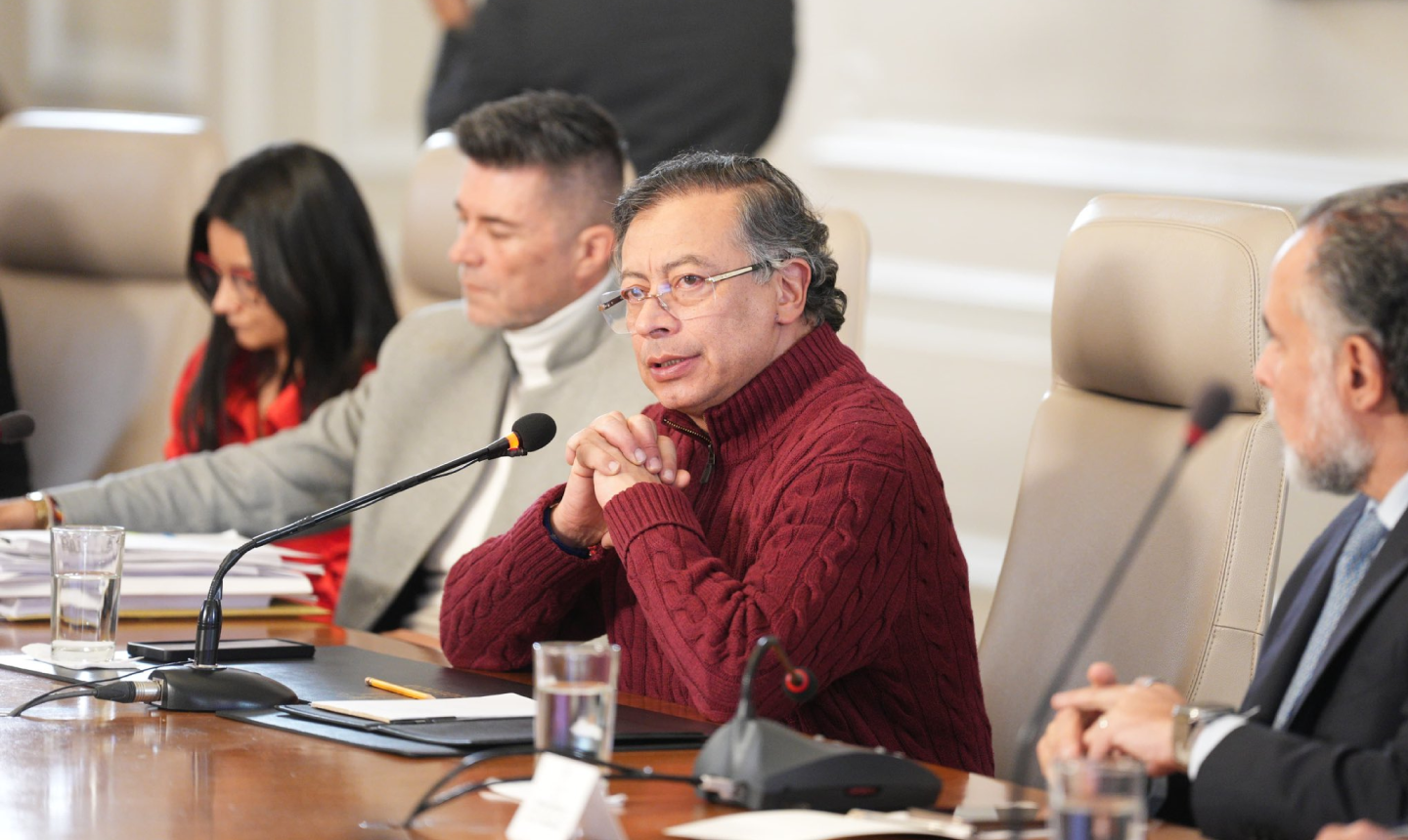 Petro critica contrato electoral de $2,1 billones y acusa pliego amañado