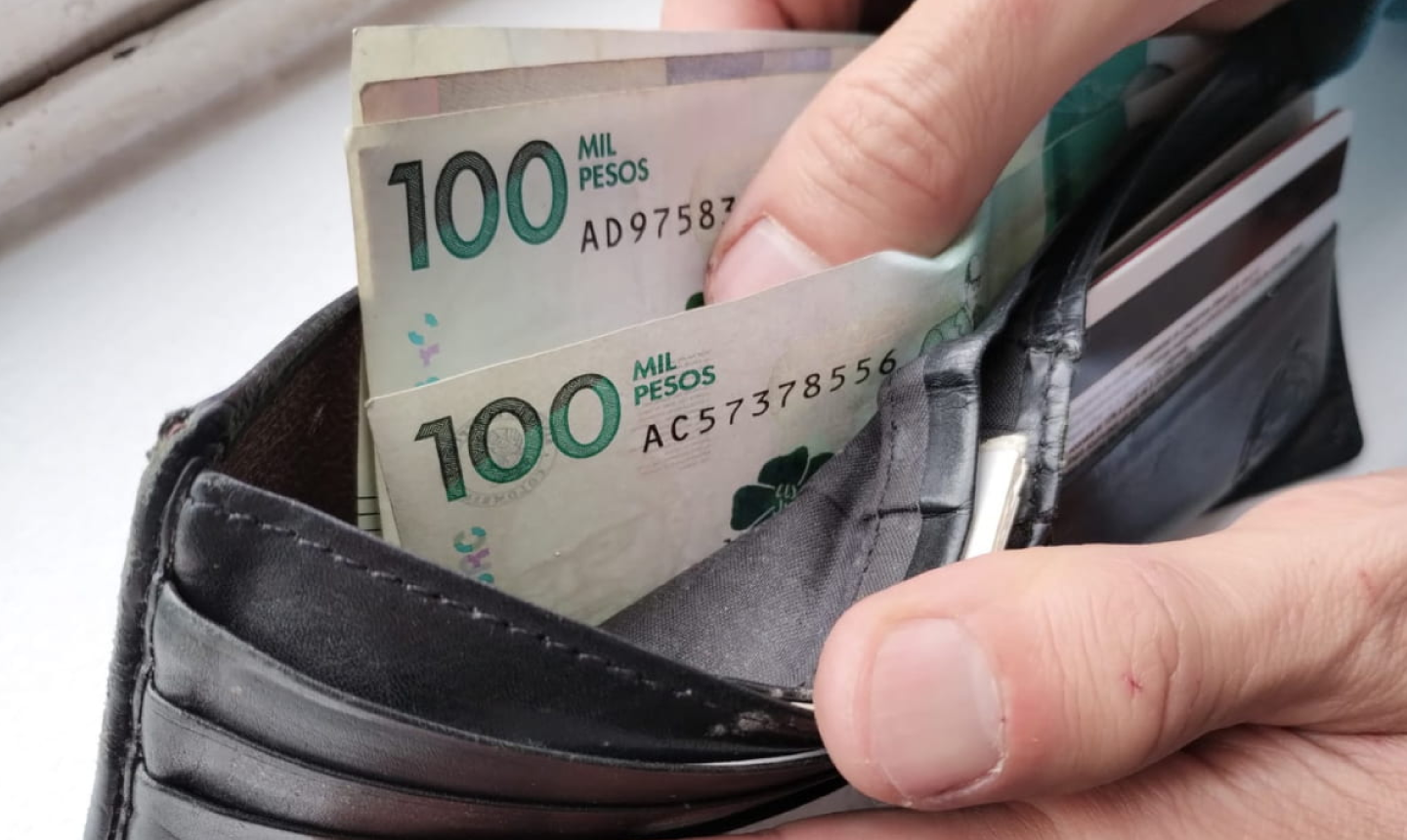 Proyecciones y fechas clave para el ajuste del salario mínimo en 2025
