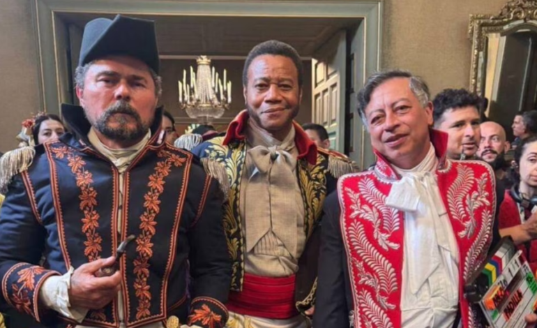 Polémica por aparición de Petro como actor en película sobre el almirante Padilla