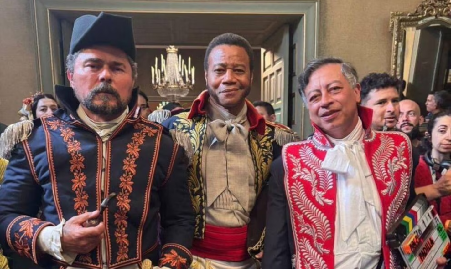 Polémica por aparición de Petro como actor en película sobre el almirante Padilla