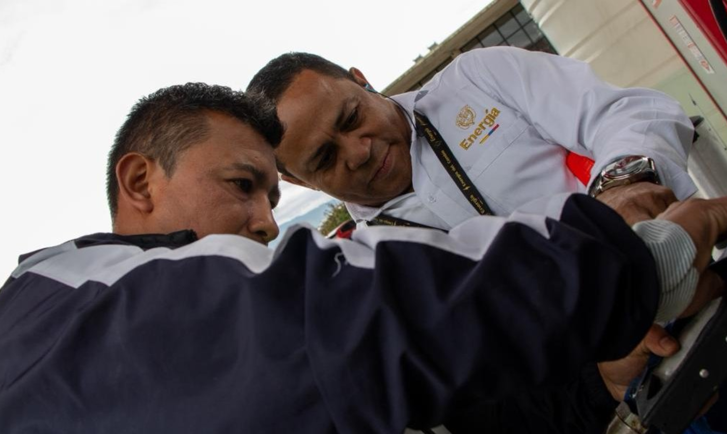 Gobierno abrirá procesos contra 70 estaciones de servicio por incumplimientos laborales y en precios de combustible