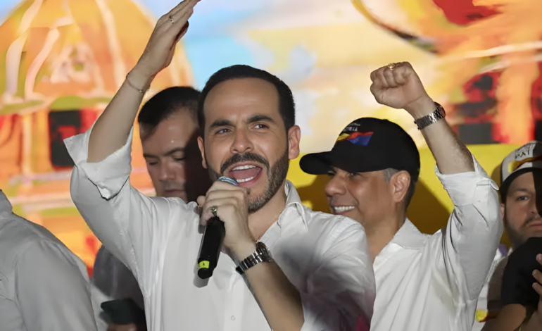 De la Espriella reta a Petro a revelar supuestas pruebas de reunión con Thomas Greg